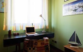 Fara Haus Deluxe - 2 Bedrooms